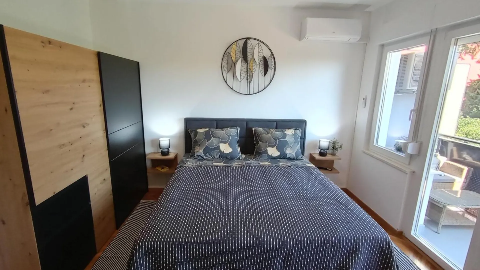 Novi Prostrani Apartman U Strogom Centru Pule Pula Kroatien
