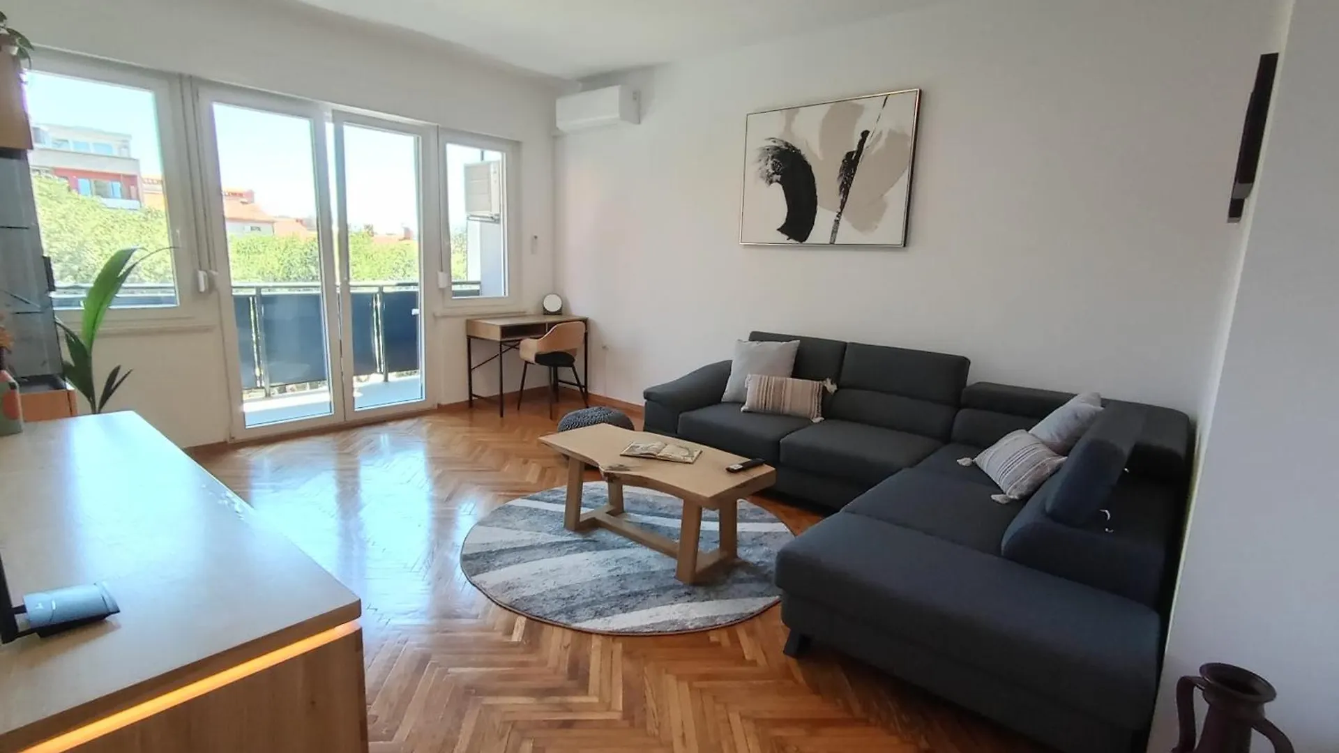 아파트 Novi Prostrani Apartman U Strogom Centru Pule 풀라 크로아티아