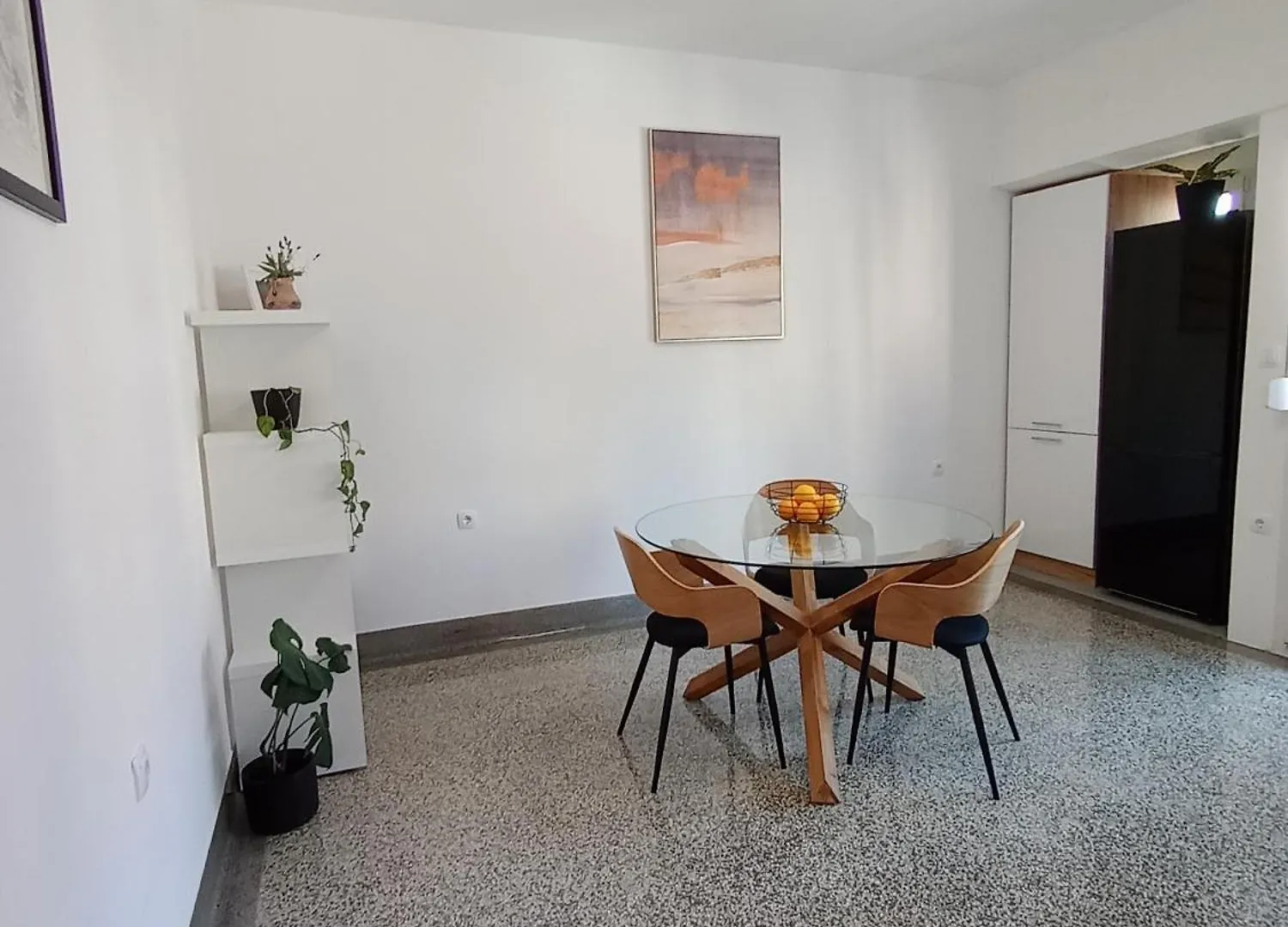 Novi Prostrani Apartman U Strogom Centru Pule 풀라